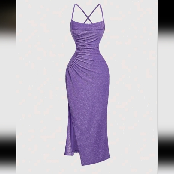 Women's Solid Color Elegant Ruched Hem Side Split Bodycon Dress - Picture 1 of 4